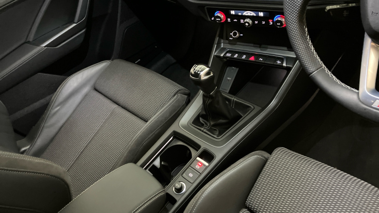 Audi Q3 35 TFSI S Line 5dr Petrol Estate